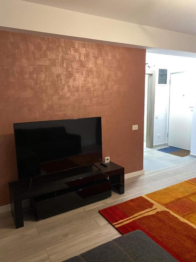 Apartment Catedral Studio Bucharest